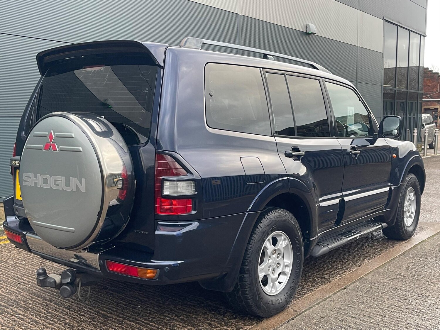 Used Mitsubishi Pajero for sale - 77496136: Photo 18