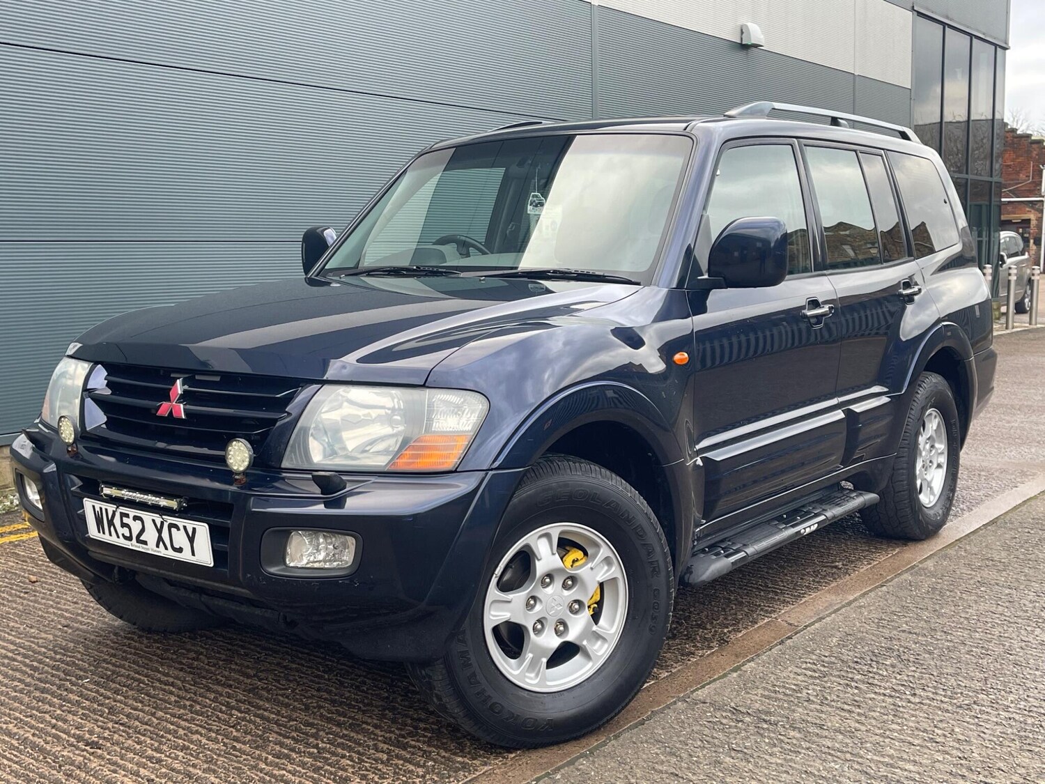 Used Mitsubishi Pajero for sale - 77496136: Photo 32