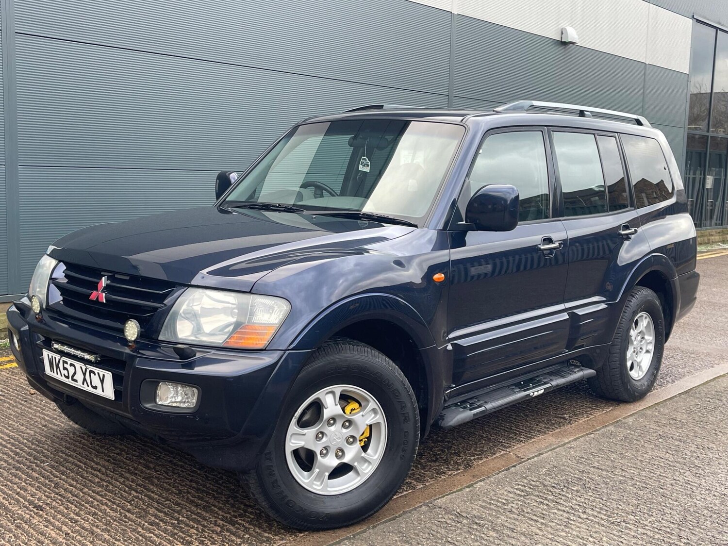 Used Mitsubishi Pajero for sale - 77496136: Photo 35