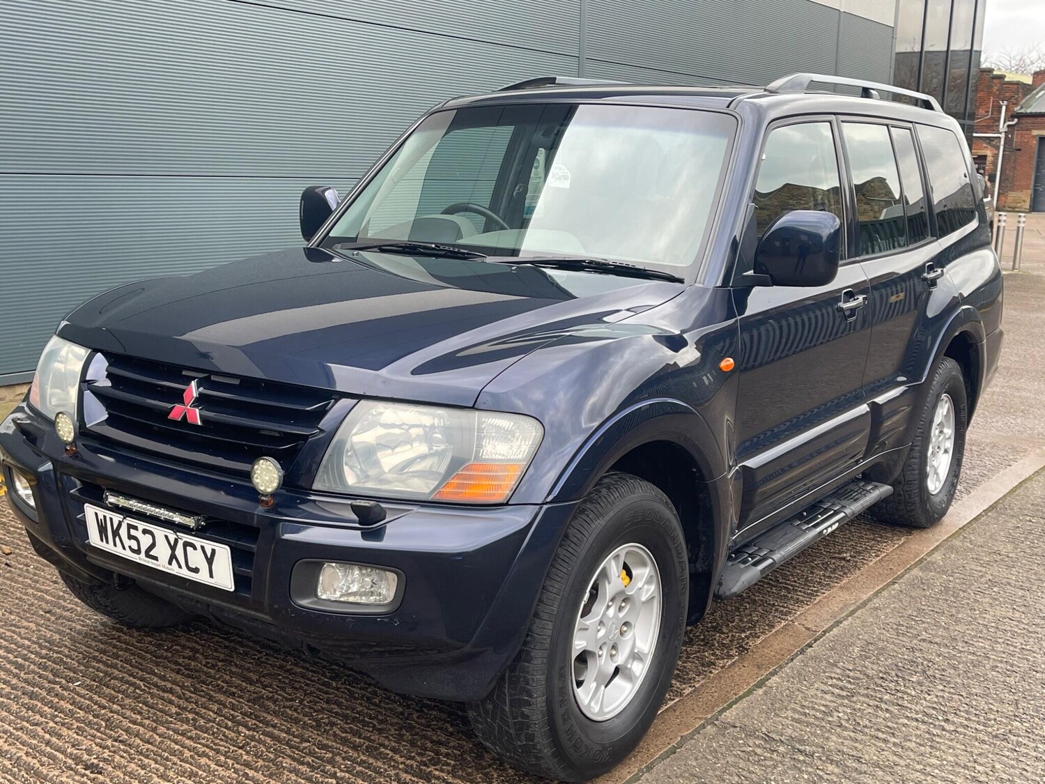 Used Mitsubishi Pajero for sale - 77496136: Photo 42