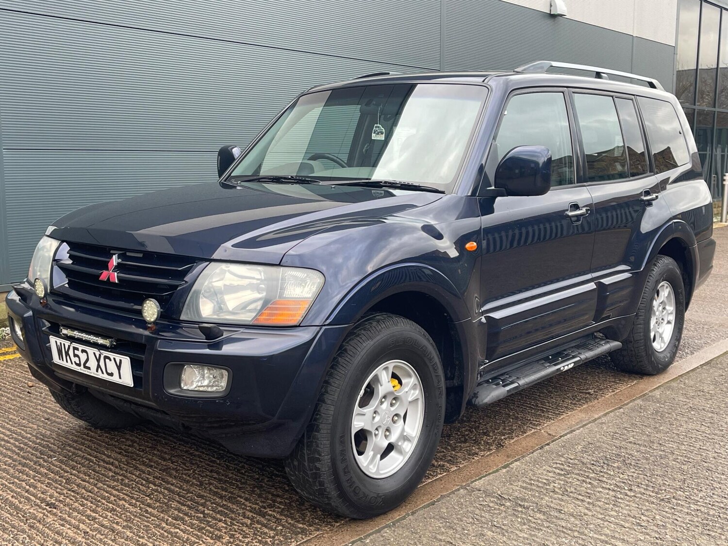 Used Mitsubishi Pajero for sale - 77496136: Photo 46