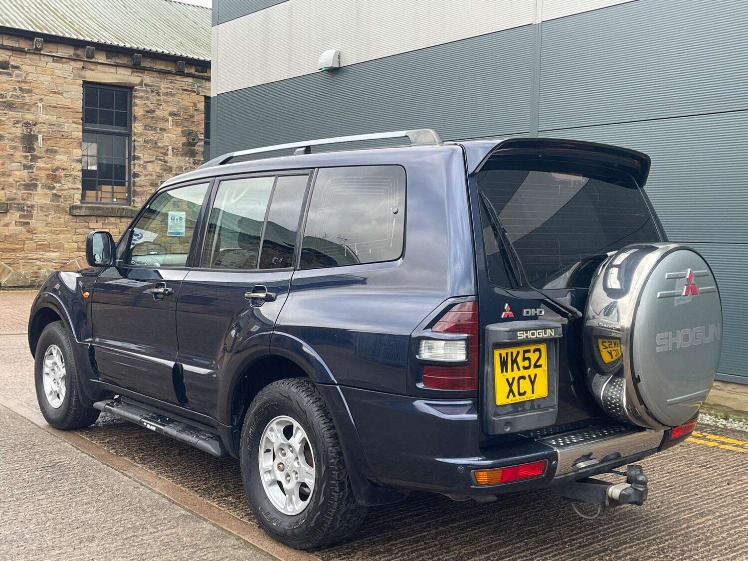 Used Mitsubishi Pajero for sale - 77496136: Photo 52