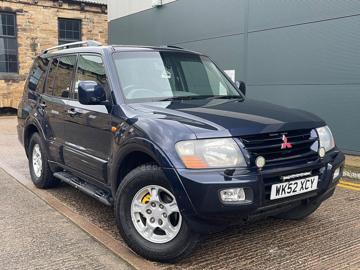 Used Mitsubishi Pajero for sale - 77496136: Photo 9