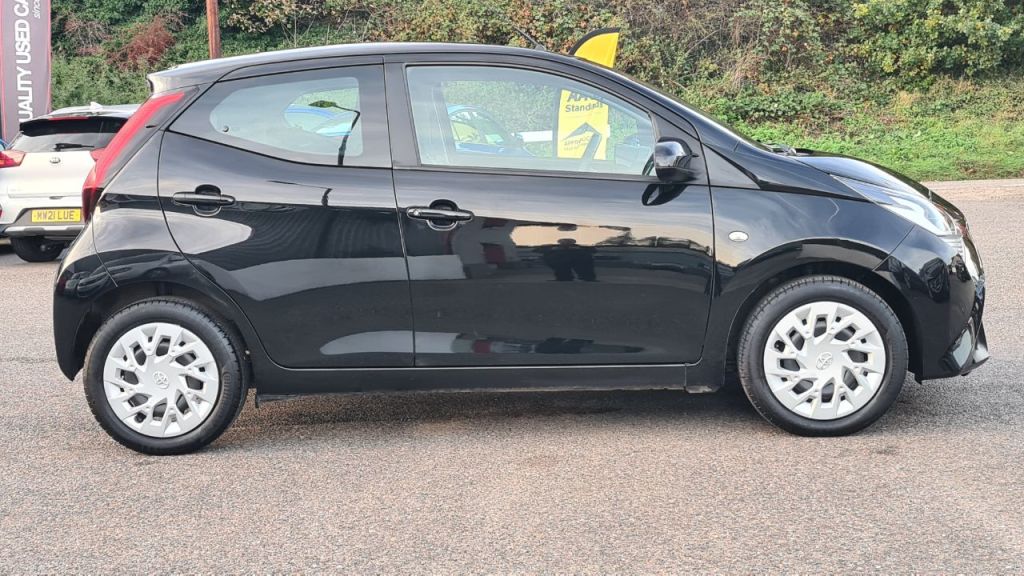 Used Toyota AYGO 2021 for sale - 76495681: Photo 6