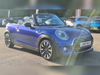 Used MINI Convertible 2019 for sale - 76222977: Photo 4