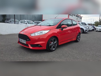 Used Ford Fiesta 2015 for sale - 79307638: Photo