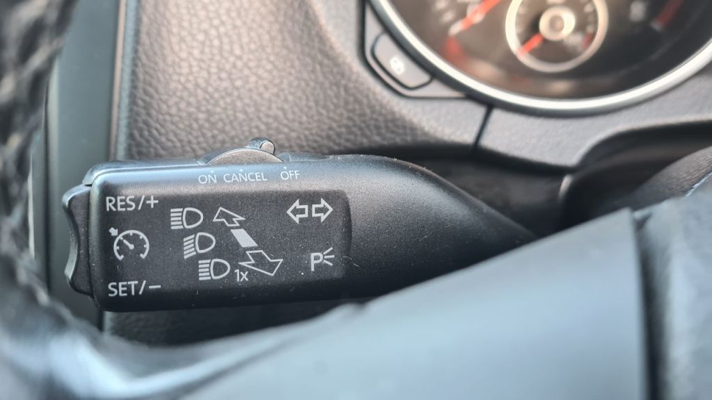 Used Volkswagen Golf 2010 for sale - 76662908: Photo 18