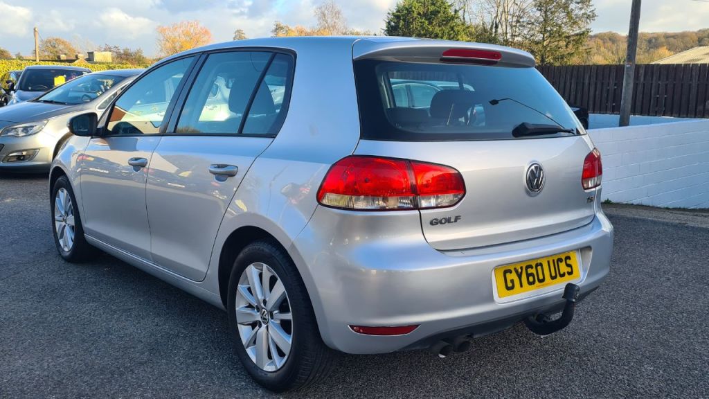 Used Volkswagen Golf 2010 for sale - 76662908: Photo 4