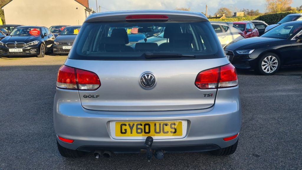 Used Volkswagen Golf 2010 for sale - 76662908: Photo 9