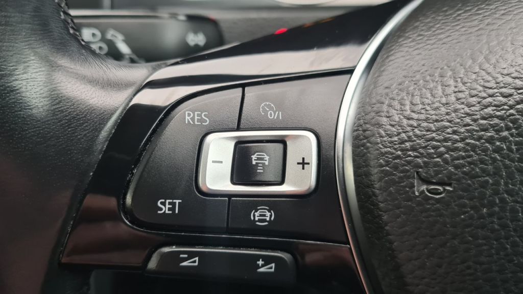 Used Volkswagen Golf 2018 for sale - 76495690: Photo 22