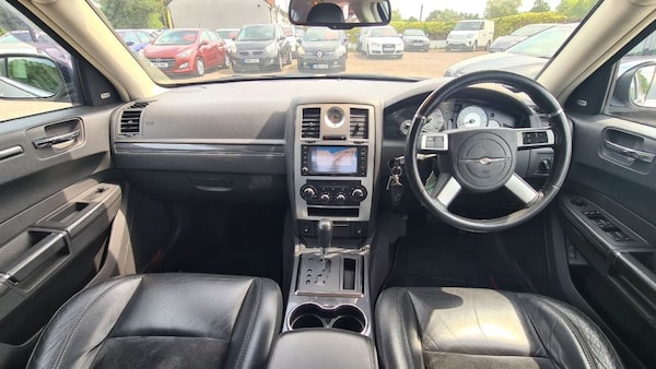 Used Chrysler 300C 2010 for sale - 75067150: Photo 10