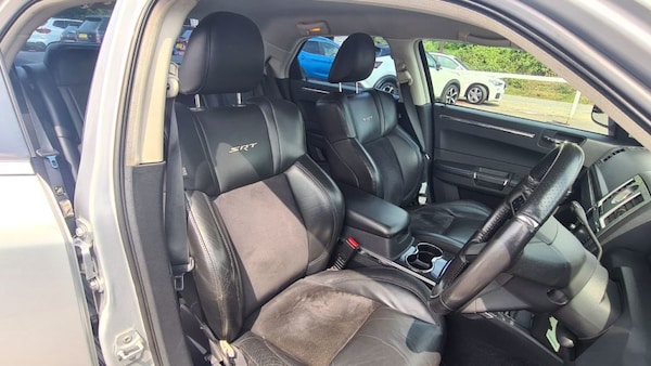 Used Chrysler 300C 2010 for sale - 75067150: Photo 11