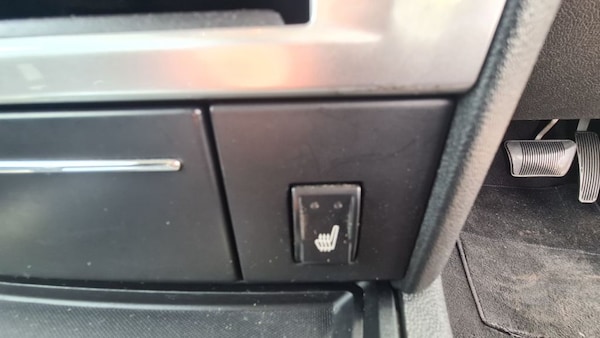 Used Chrysler 300C 2010 for sale - 75067150: Photo 16