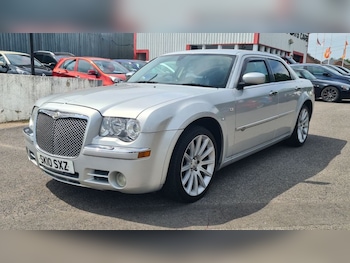 Used Chrysler 300C 2010 for sale - 75067150: Photo