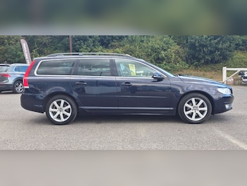 Used Volvo V70 2015 for sale - 79607336: Photo