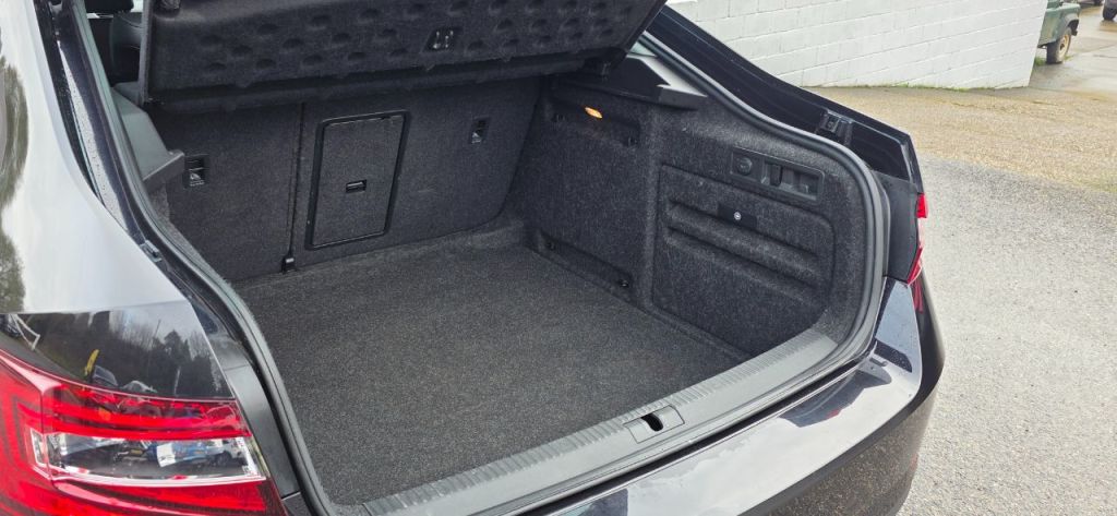 Used Skoda Superb 2019 for sale - 77546240: Photo 12