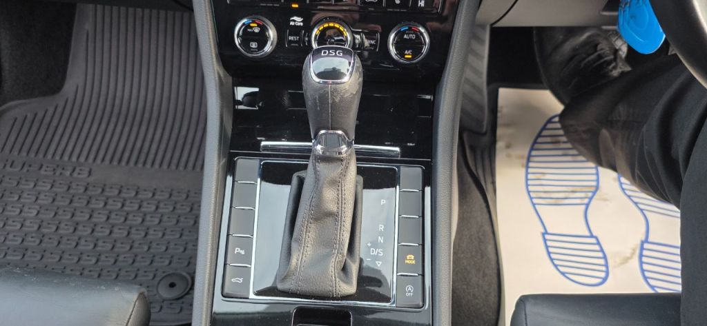 Used Skoda Superb 2019 for sale - 77546240: Photo 24