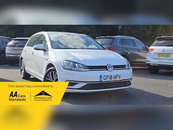 Used Volkswagen Golf 2018 for sale - 79456997: Photo