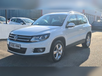 Used Volkswagen Tiguan 2016 for sale - 76147258: Photo 2