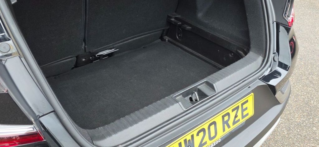 Used Renault Captur 2020 for sale - 77533767: Photo 10