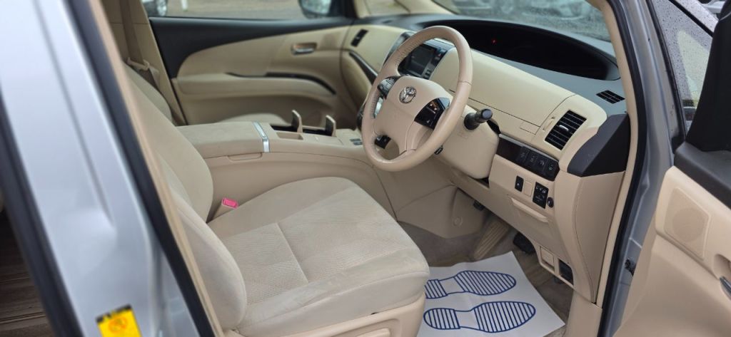 Used Toyota Estima 2019 for sale - 77871803: Photo 19