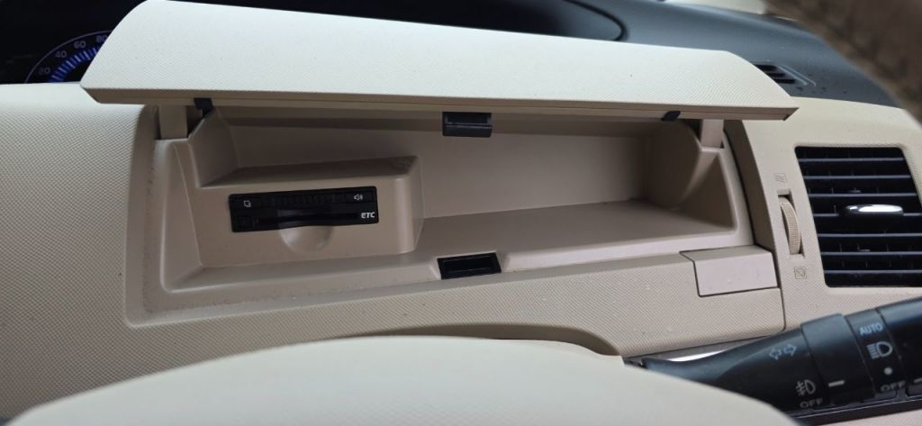 Used Toyota Estima 2019 for sale - 77871803: Photo 30