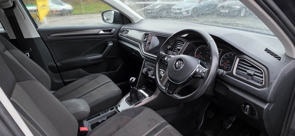 Used Volkswagen T-Roc 2018 for sale - 77463277: Photo 10
