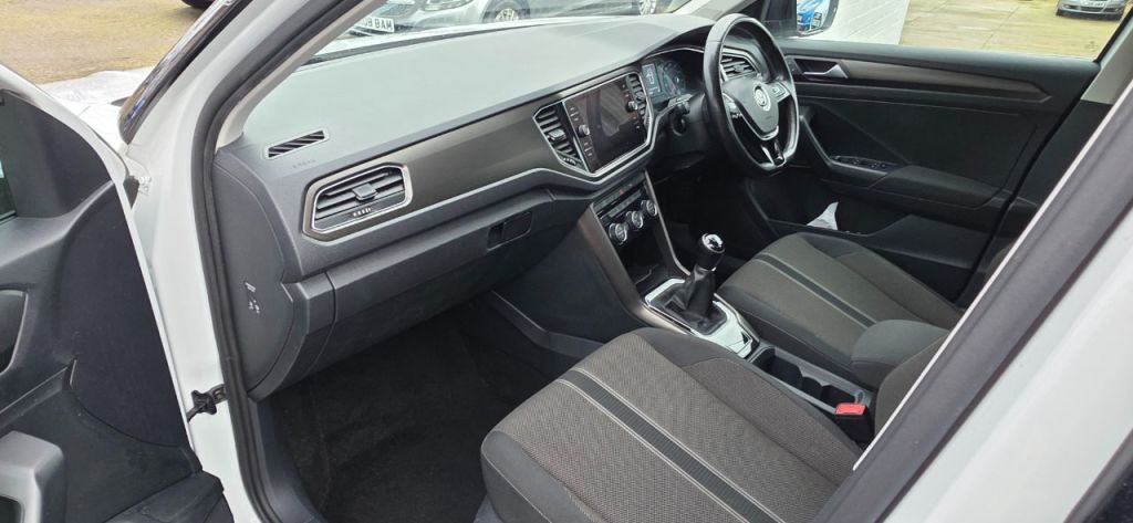 Used Volkswagen T-Roc 2018 for sale - 77764132: Photo 16