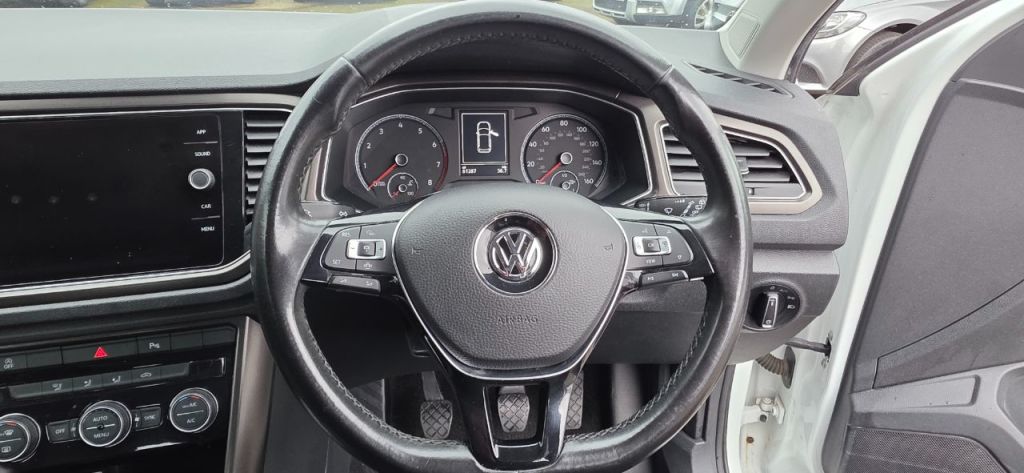 Used Volkswagen T-Roc 2018 for sale - 77764132: Photo 18