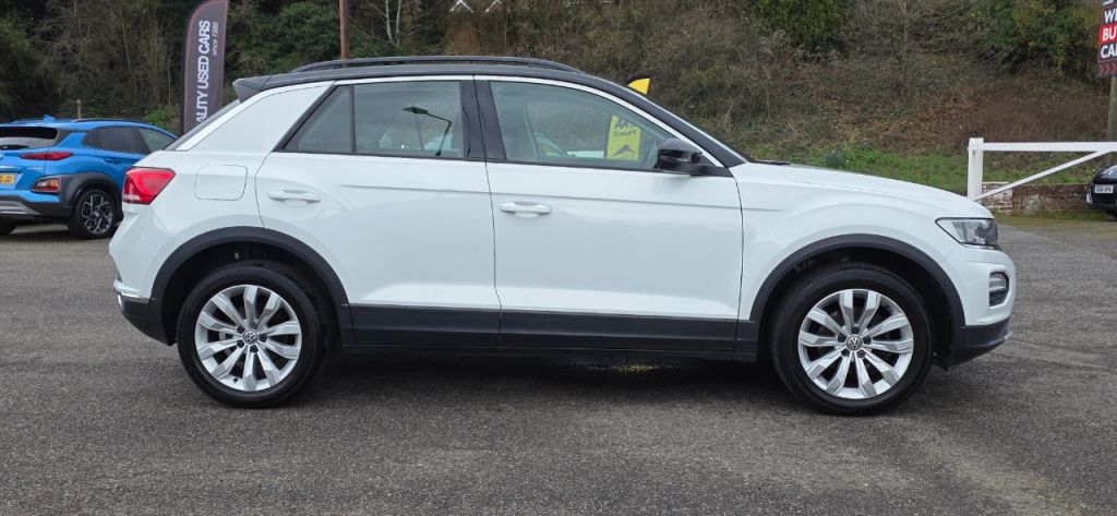 Used Volkswagen T-Roc 2018 for sale - 77764132: Photo 3