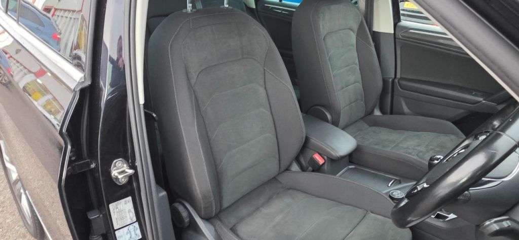 Used Volkswagen Tiguan 2016 for sale - 77571117: Photo 15