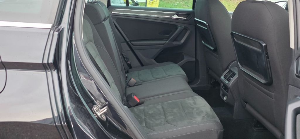 Used Volkswagen Tiguan 2016 for sale - 77571117: Photo 18