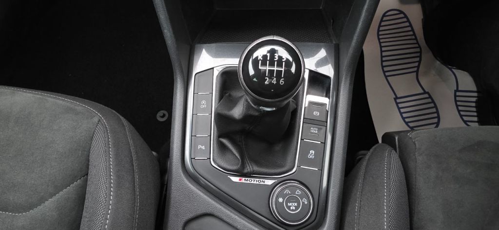 Used Volkswagen Tiguan 2016 for sale - 77571117: Photo 24