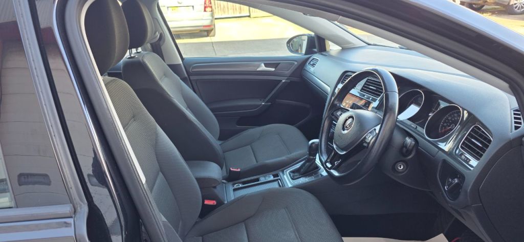 Used Volkswagen Golf 2017 for sale - 78134059: Photo 16