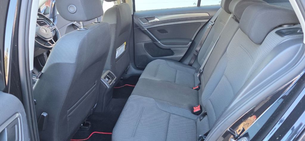 Used Volkswagen Golf 2017 for sale - 78134059: Photo 19