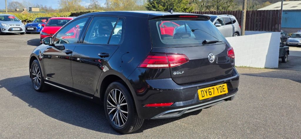 Used Volkswagen Golf 2017 for sale - 78134059: Photo 5