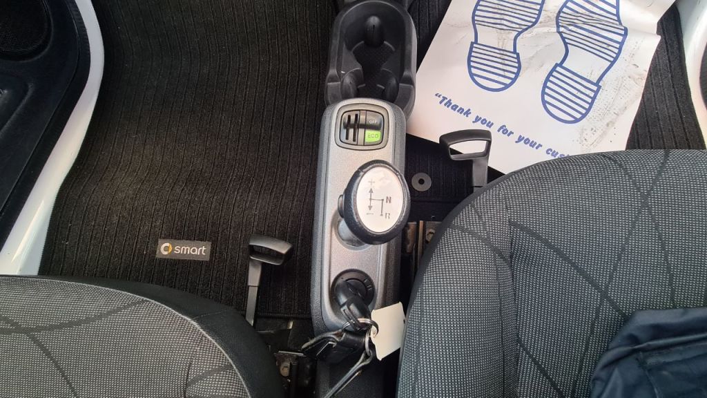 Used smart fortwo 2013 for sale - 76918872: Photo 18