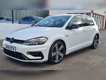 Used Volkswagen Golf 2019 for sale - 75922973: Photo