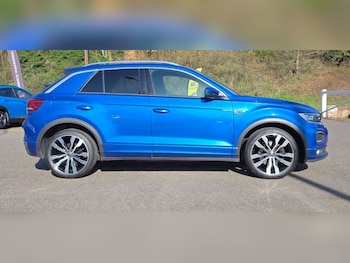 Used Volkswagen T-Roc 2021 for sale - 77764129: Photo