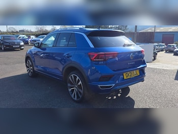 Used Volkswagen T-Roc 2021 for sale - 77764129: Photo