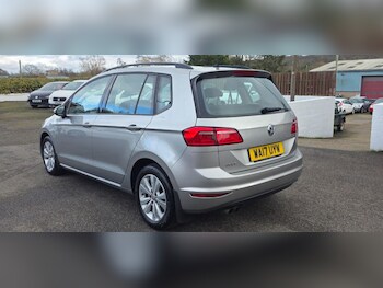 Used Volkswagen Golf SV 2017 for sale - 77533783: Photo