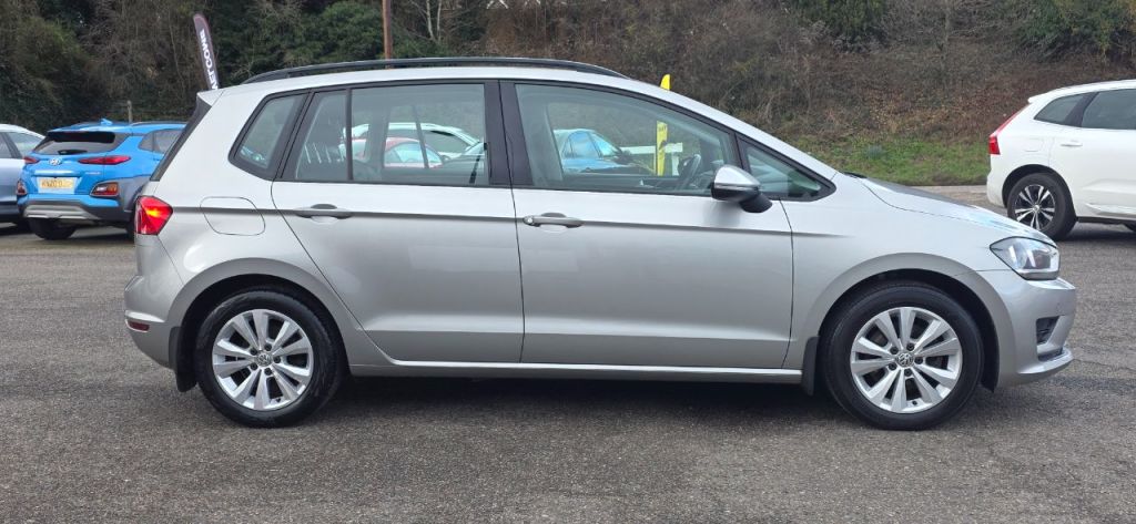 Used Volkswagen Golf SV 2017 for sale - 77533783: Photo 5