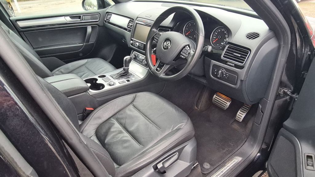 Used Volkswagen Touareg 2016 for sale - 77138803: Photo 18