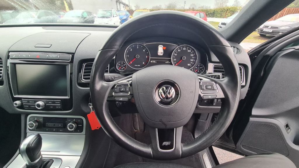 Used Volkswagen Touareg 2016 for sale - 77138803: Photo 24