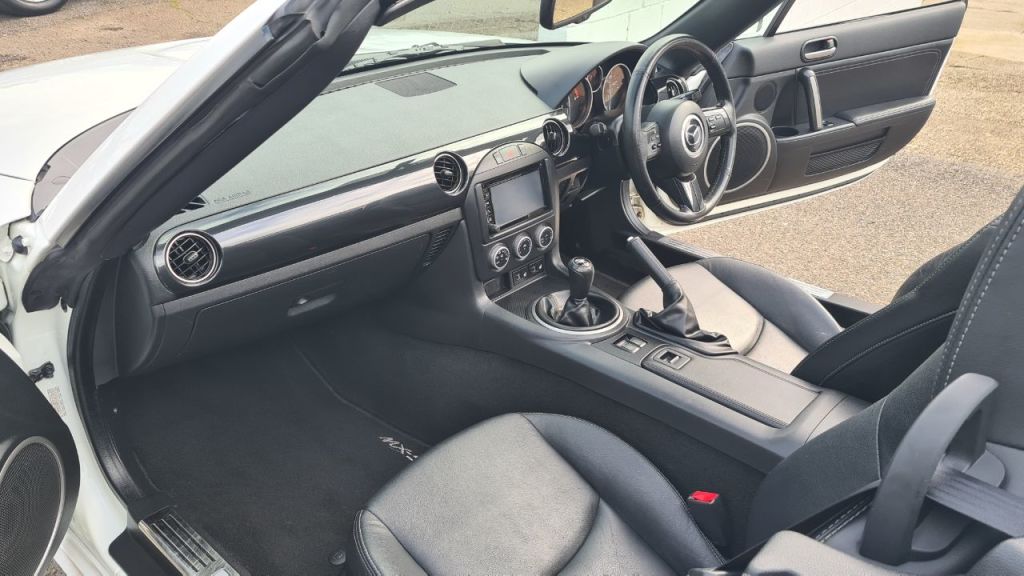 Used Mazda MX-5 2015 for sale - 76303247: Photo 19