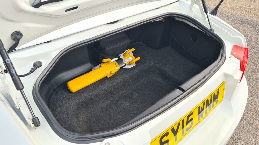 Used Mazda MX-5 2015 for sale - 76303247: Photo 20