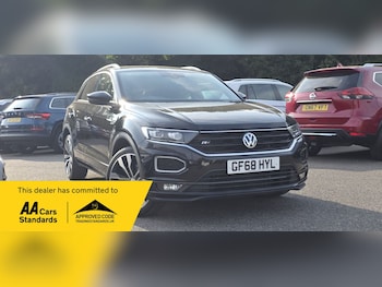 Used Volkswagen T-Roc 2018 for sale - 79323392: Photo