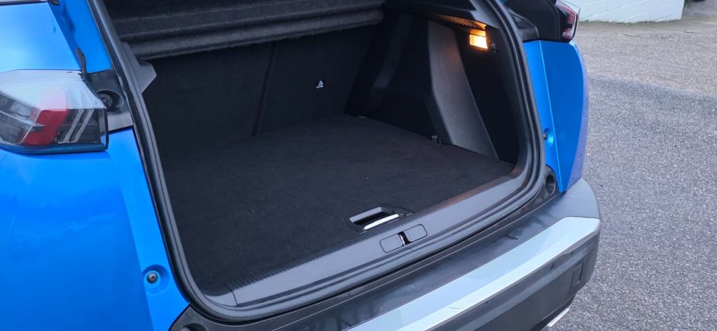 Used Peugeot 2008 2020 for sale - 77533791: Photo 11