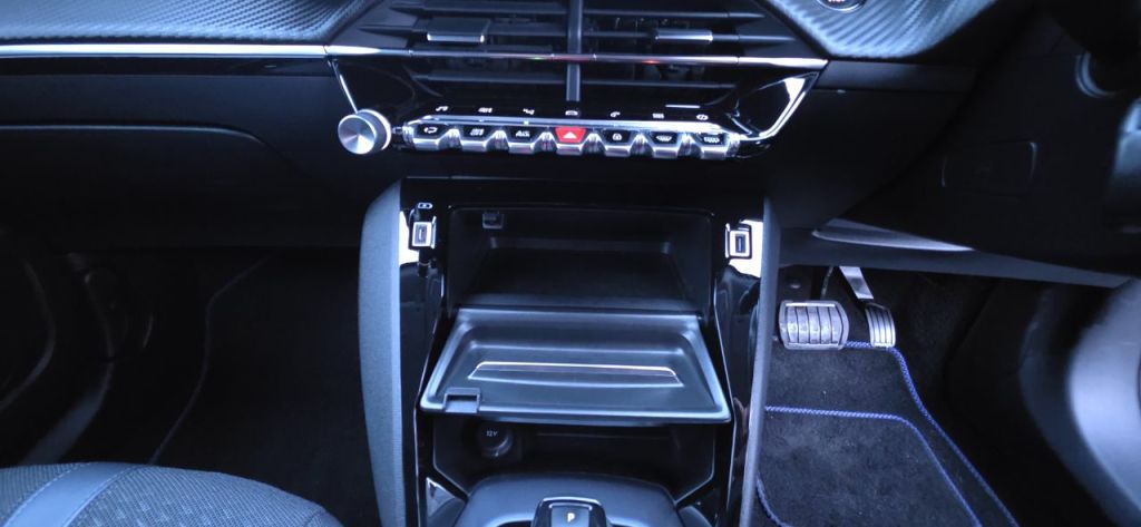 Used Peugeot 2008 2020 for sale - 77533791: Photo 21