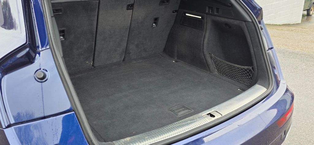 Used Audi Q5 2017 for sale - 77463282: Photo 12